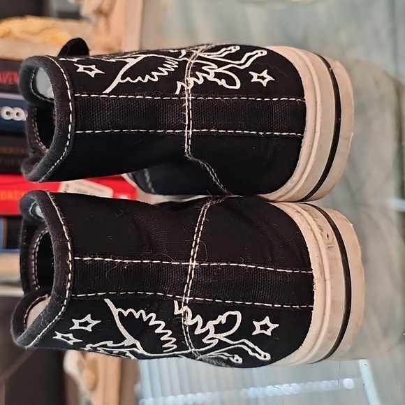 Black Kids High-Top Sneakers - Picture 3 of 4